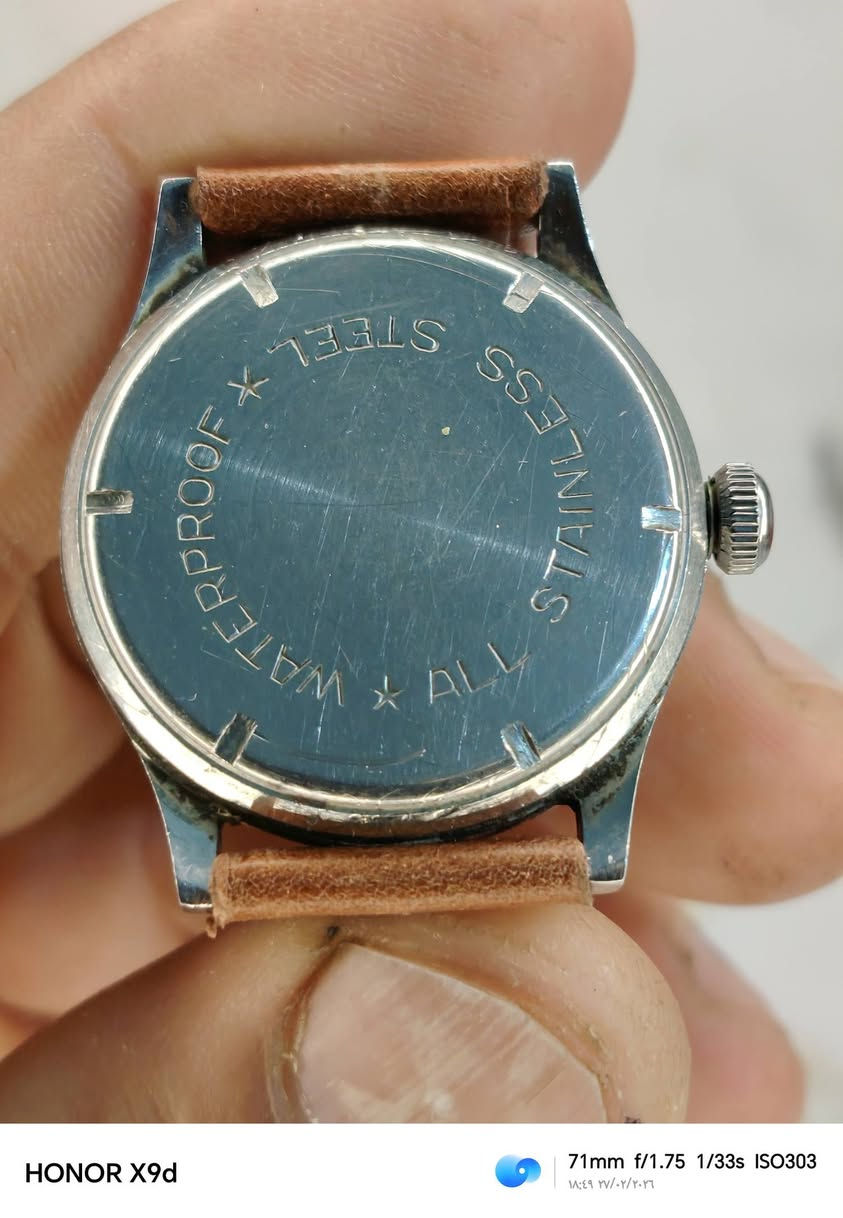 ساعة نصب تكويك سنتر ثواني منفصل سويسري اصلي فنتج قديم مكينه 15 حجر قطر 32 بدون زمبلك مع زمبلك 35 سير، جلد اصلي سعره مع توصيل 80


**إذا كنت صاحب هذا الإعلان وتريد حذفه لأي سبب، رجاءا أرسل رسالة إلى الدعم الفني**