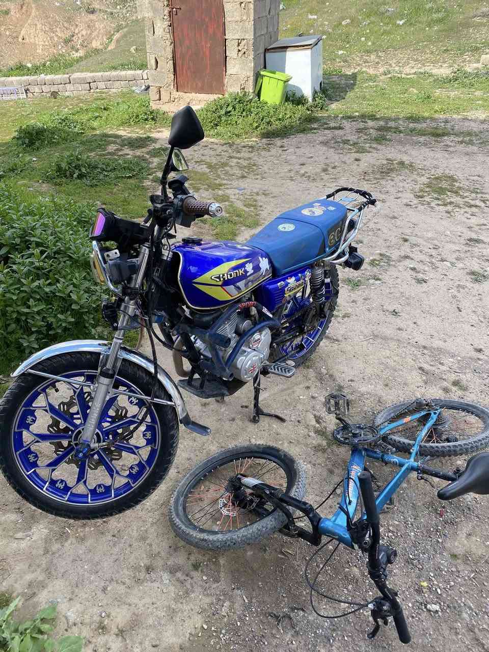 للبيع او مراوس بقفاز سونك نضيف الموطور نضيف جدام العين السعر٦٥٠شعندك قفاز نزل بل تعليق ***********
