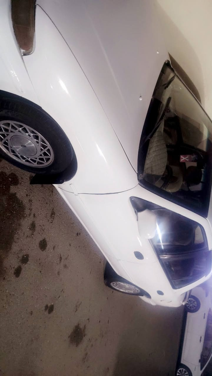 كيا سيفيا موديل 93 مسكر كير اوتوماتيك رقم بغداد بأسمي تحويل شوكت متريد السكن صويرة ب35 وبيها مجال...
***********
