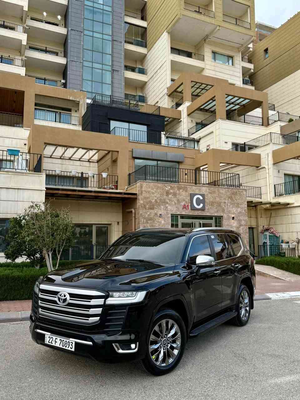 تويوتا •••• لاندكروز  (VX).   ✅✅  

موديل•VX/ 2022   ✅✅ SAS ( ساز ) تنفس طبيعي

_فول مواصفات ••• 3 شاشات ((تطبيق))
_6 :: سلندر  محرك  عادى 
_جديدة جدا بحالة الوكالة  🔴  دعامى لدعامى ب شرط 📦
ماشى(   52  )الف كيلو

‏سةنوي باسمي ‏راسان تحويل

_جنطة كهرباء 
_تبريد كشنات
_كراسي كهرباء 
_جلد بيجي 
_سلايت
_3 شاشات بلاديه
_تشغيل  عن بعد 
_السياره فول 1/1
_مكبرات JBL
_شاشةكبير 
_كيچ ديجتال 

_للاستفسار اكثر عن الاسعار والتفاصيل 

   ✅✅☑️☑️☑️☑️✅✅

سعر  $645..,

العنوان ::: سليمانيه

الاتصال على الأرقام 
***********  ☎️☎️ السليمانية, العراق
