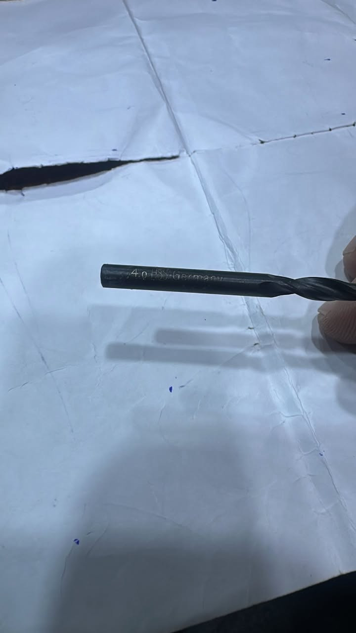 برينه الماني حديد حجم 4 ملم  عدد 525 قطعه ابيع شلع 100. الف  القطعه تطلع بل مفرد 190 دينار


**إذا كنت صاحب هذا الإعلان وتريد حذفه لأي سبب، رجاءا أرسل رسالة إلى الدعم الفني**