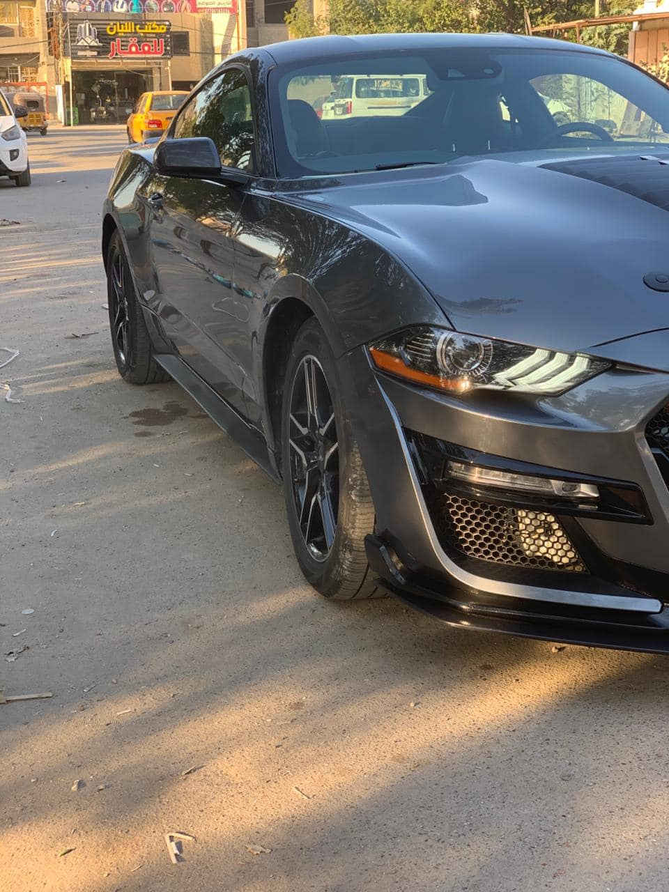 فورد موستنك 
موديل 2023
محرك 4 سلندر 2300 تيربو
فول موصفات 
محدثه شيلبي
حادثها جاملغ وبنيد مبدلات 
ماشيه 34 الف 
سياره حلوه وجاهزه 
مكان السياره بغداد 
السياره بدون رقم الي يشتري يرقمها 

السعر 170 ورقه

***********
