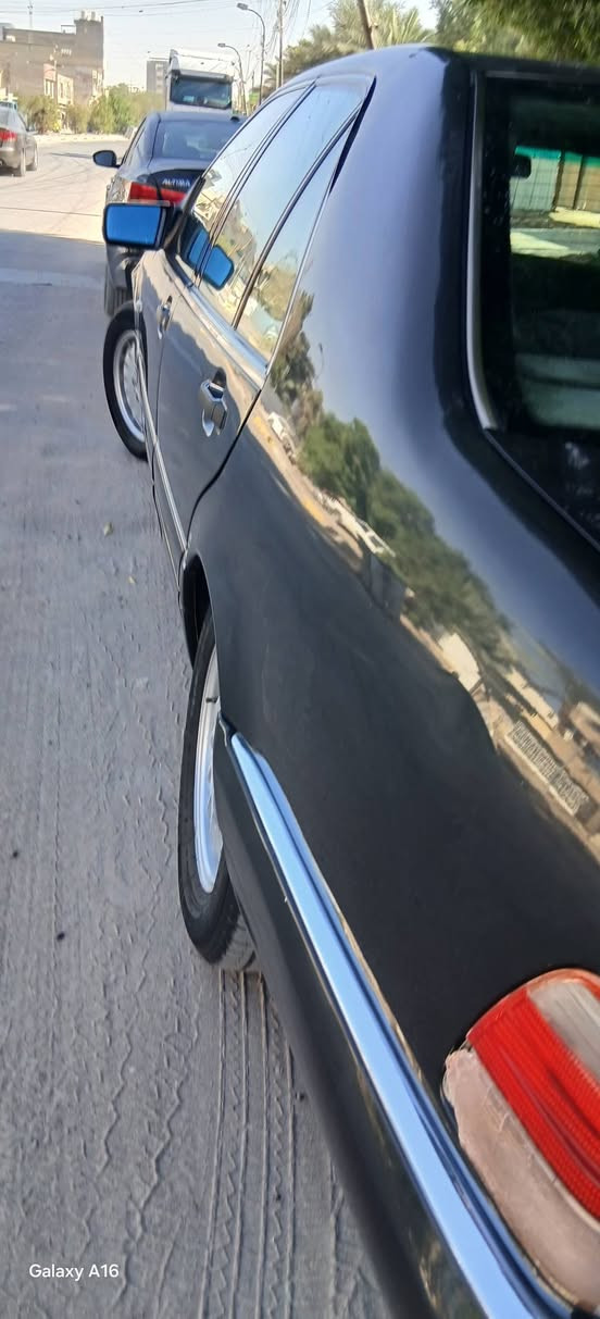 للبيع مرسيدس شبح موديل 98 لون اسود كذاب مصبوغة عام قبل 3 سنوات محرك خراطيم باسمي رقم انكليزي بغداد تبريد شغال السيارة محتاجة ترتيب غرفة وسلايدها محتاح السجج السعر المطلوب 80 $وبيها مجال بسيط ‎*********** واتساب مكاني بغداد
