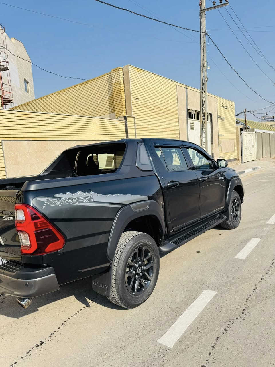 السلام عليكم
هايلوكس ادفنجر 2024 كويتي 

مكفولة كفاله عامه من كلشي وجدا نضيفة بيه سونار 

السيارة فول موصفات تجي 5 كامرات مواصفات ادفنجر معروفة .

السيارة مصروف عليه هواي غراض كماليات

دراع امامي - هوك خلفي - مطريات - دوشمة كشنات وارضيات درجة اولى - مطريات - جكات للبنيد 

ماشية 31 الف كيلو متر استعمال نظيف اني ماخذها زيرو 

رقم اربيل بأسمي تحويل ثاني يوم 

العنوان كربلاء مستشفى الكفيل 

***********
