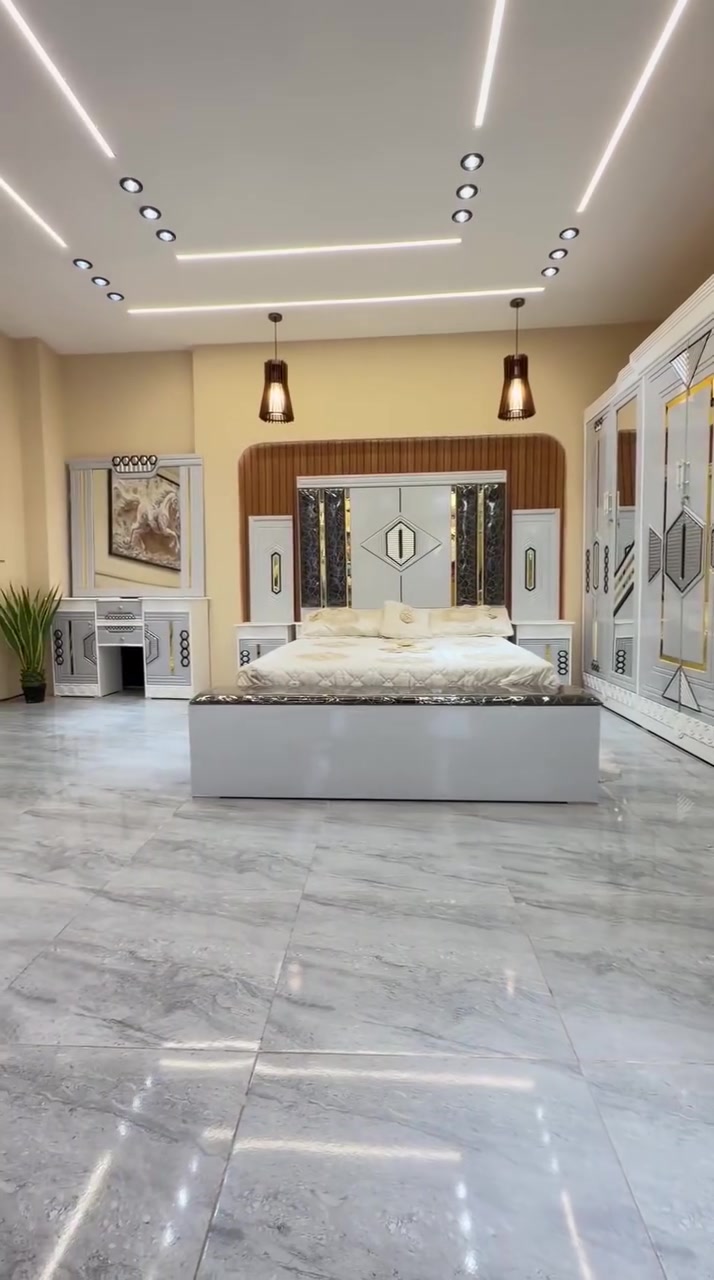 السعر // مليون و300فقط 😍

🔅تفاصيل الغرفة المرمري  ....

 خارج ٤ملم ام دي اف 🔺
وداخل معاكس ٣ملم 
صبغ حراري  درجة اولى 

عدد القطع  ٧ قطع 😍
🔺1 //جرباية  قياس  ١٦٠ × ٢٠٠ 
🔺//ميز جانبي ايسر قياس ٥٠
🔺2// وميز  جانبي  قياس ٥٠
🔺3// زاوية ارتفاع مترين عرض ٨٠
🔺4// وميز بلازمه  
🔺5//وميز مراية ارتفاع مترين عرض ١٢٠
🔺6// وكنتور ٦ باب  ارتفاع مترين و١٥ طول ٣ متر و١٥

القطعه الثامنة حسب الطلب شازلون
سعرها ٥٠ الف ❤️

(توصيل مجاني مركز بغداد )
التوصيل يشمل الشد مجاني 🔥
(اطراف ٥٠)
باقي المحافضات حسب البعد
شازلون سعرها ٥٠ الف
شازلون مخزن ٧٥ الف

ا


**إذا كنت صاحب هذا الإعلان وتريد حذفه لأي سبب، رجاءا أرسل رسالة إلى الدعم الفني**