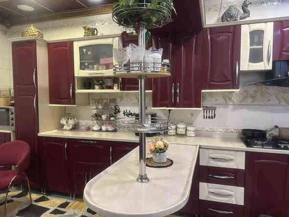 كاونتر مطبخ حديث خشب hdf  نظيف جدا تقريبا 6امتار مع المرشحة بدون طباخ علما سعر التكلفة  38ورقة 🌹🌹🌹
🌿🌿🌿🌿
السعر مليون ونص قابل للتفاوض 🔥🔥
التواصل عالرقم  حي الملايين الاولى 
 ***********♥♥♥♥ موصل
