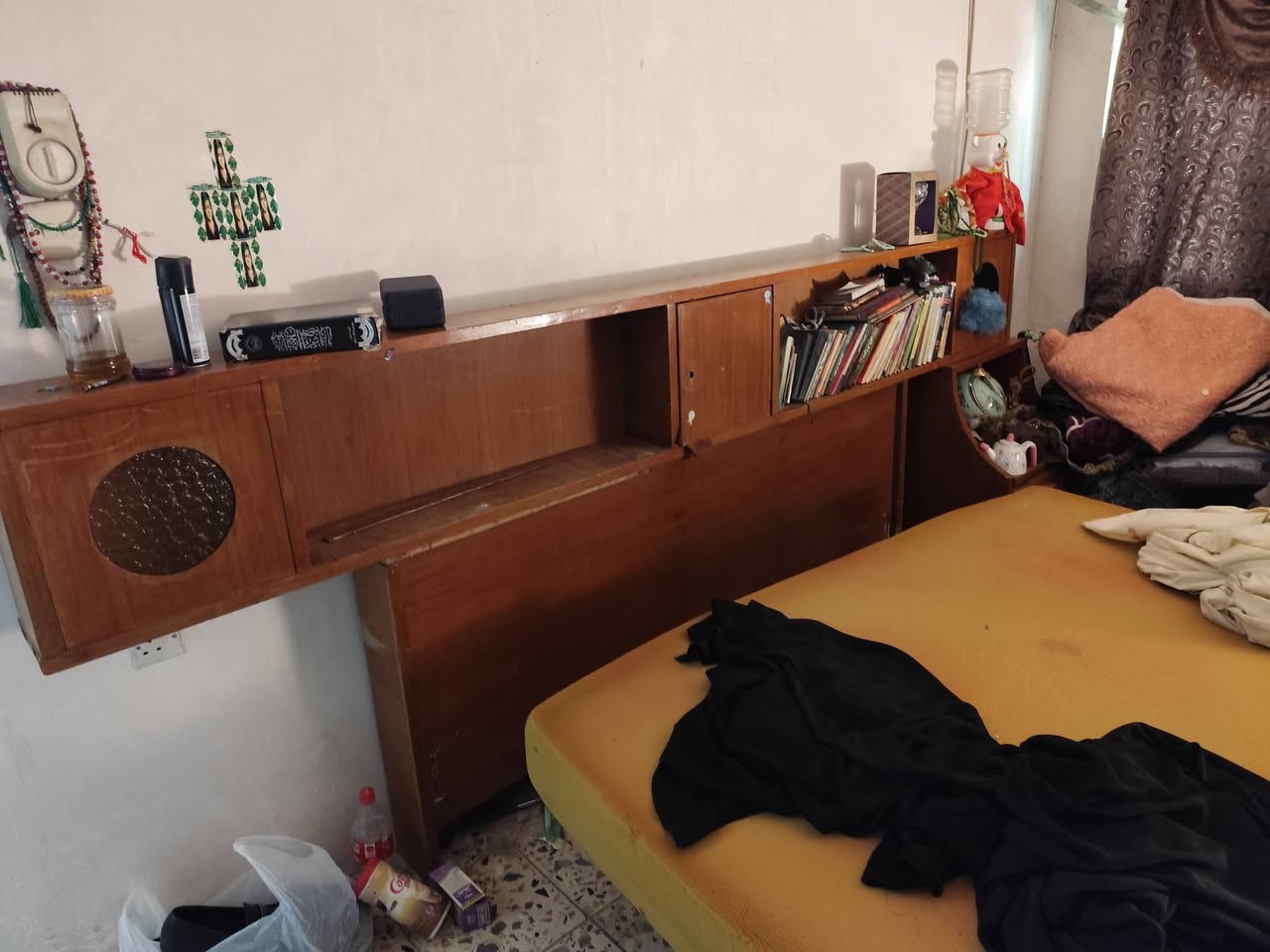 غرفه صاج كامله 
السعر 150الف


**إذا كنت صاحب هذا الإعلان وتريد حذفه لأي سبب، رجاءا أرسل رسالة إلى الدعم الفني**