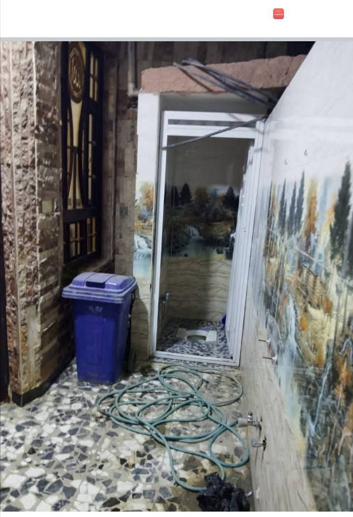 من رخصه ابو كروب بيت للبيع مساحه 120 قرب مدرسه النبراس حي اور الطابق الاول استقبال ومطبخ وحولي كبير وخدمات غرفه نوم الطابق الثاني غرفتين بخدمات وحولي كبير وبيتونه سطح *********** بيع ومراوس البناء 2019

