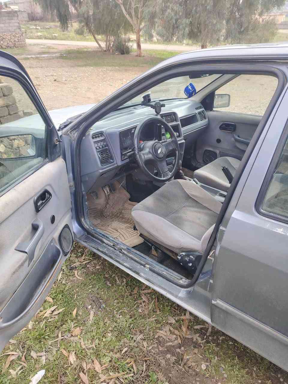 السلام عليكم فورت سيره لبيع موديل 91 محرك قبق اسود كابون بازين ال سعر 15 الاتصال على الرقم ***********
