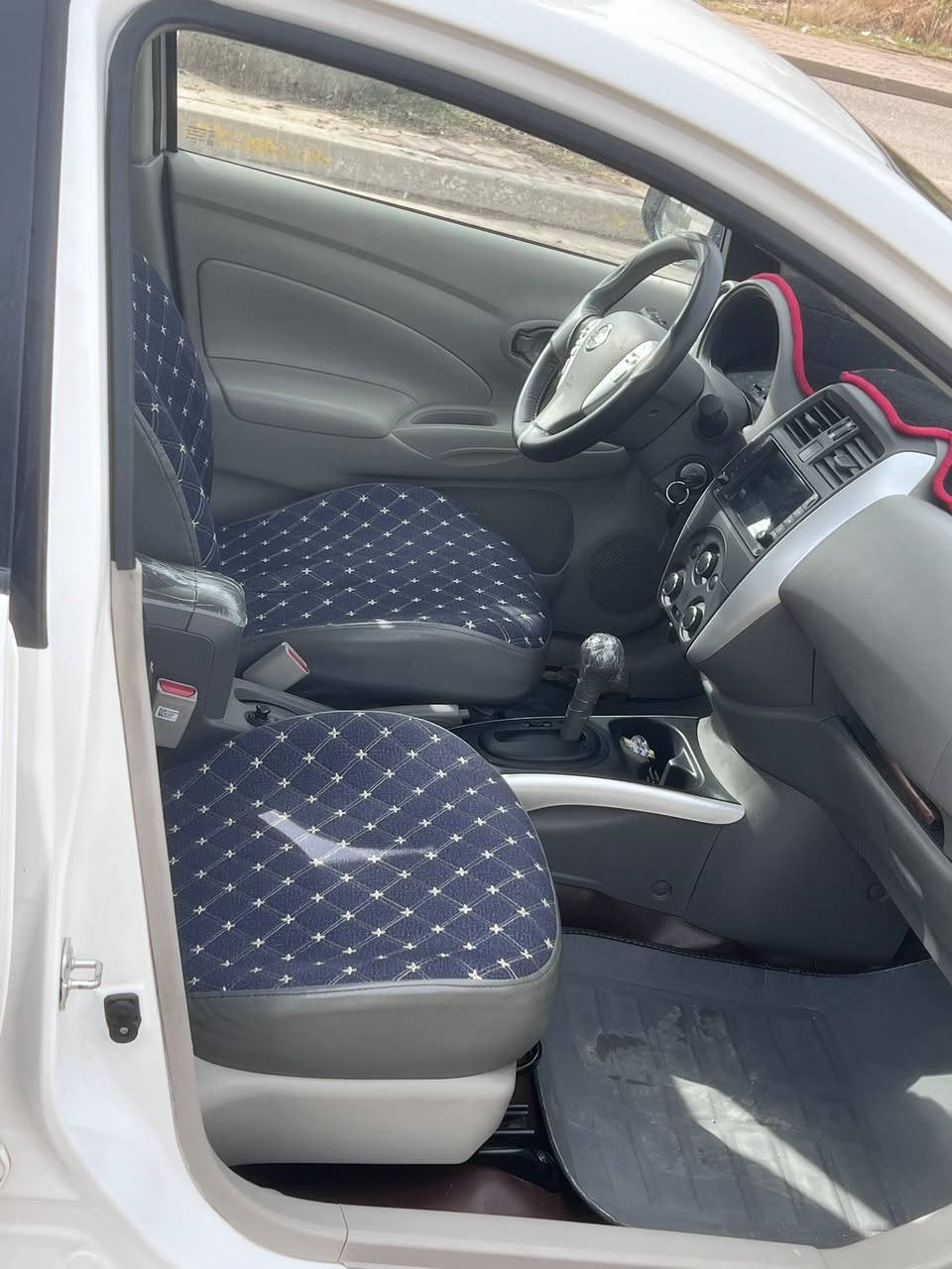 سلام عليكم نيسان سني موديل 2025رقم اربيل ماشيه 5الاف مكفوله كفاله عامه مواصفات معروفه
مكان السياره بغداد 
لاستفسار
‭0771 643 6265‬
