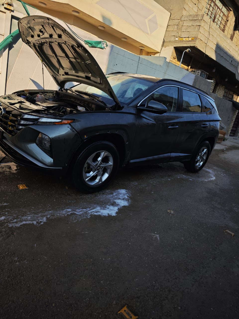 سلام عليكم توسان وارد امريكي ٢٠٢٣  فور ويل بدون رقم حادث كما مبين في الصور بدون دواخل السعر ١١٥  
*********** واتساب
