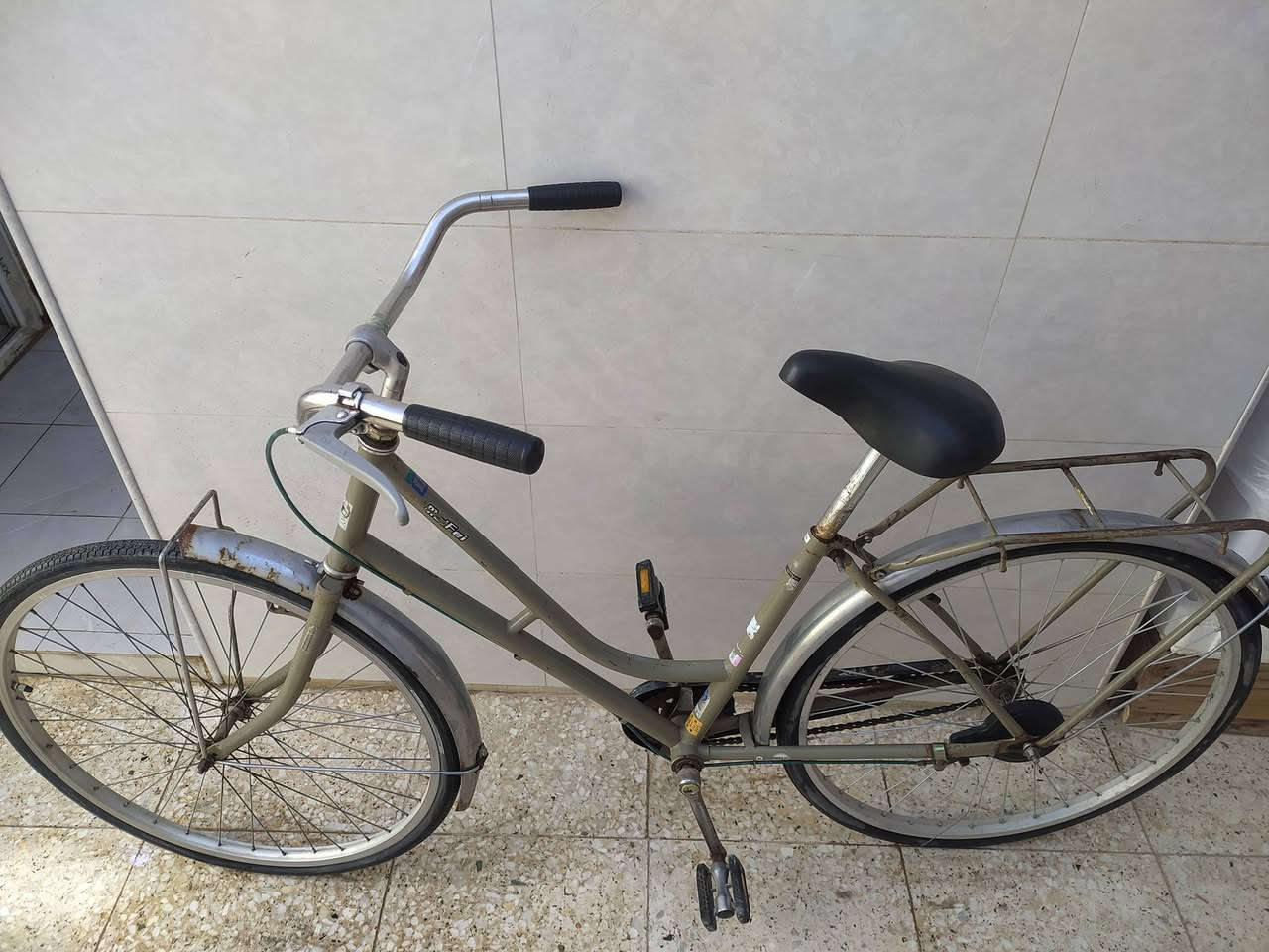 سلام عليكم عدي باسكل بطه نظيف كلش كلشي مابي بايسكل السعر 95 وبي مجال نشاء الله مكاني النجف الا اشرف اخير شارع المدينه


**إذا كنت صاحب هذا الإعلان وتريد حذفه لأي سبب، رجاءا أرسل رسالة إلى الدعم الفني**