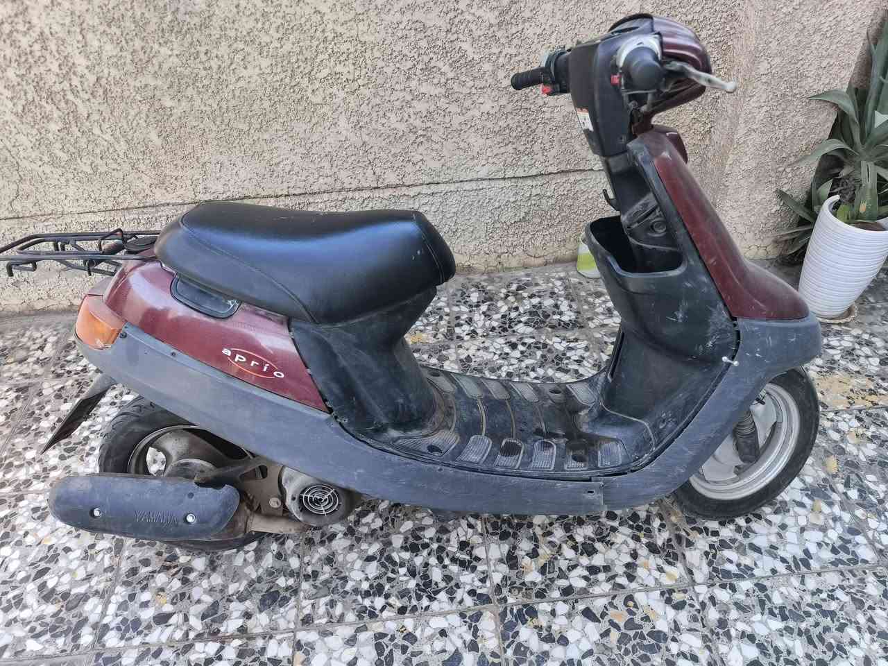 دراجة للبيع 60 بطة سعر 300 وبيه مجال
المكان الكاظمية 

الرقم إذا حاب تتواصل وياي خاص 
***********
