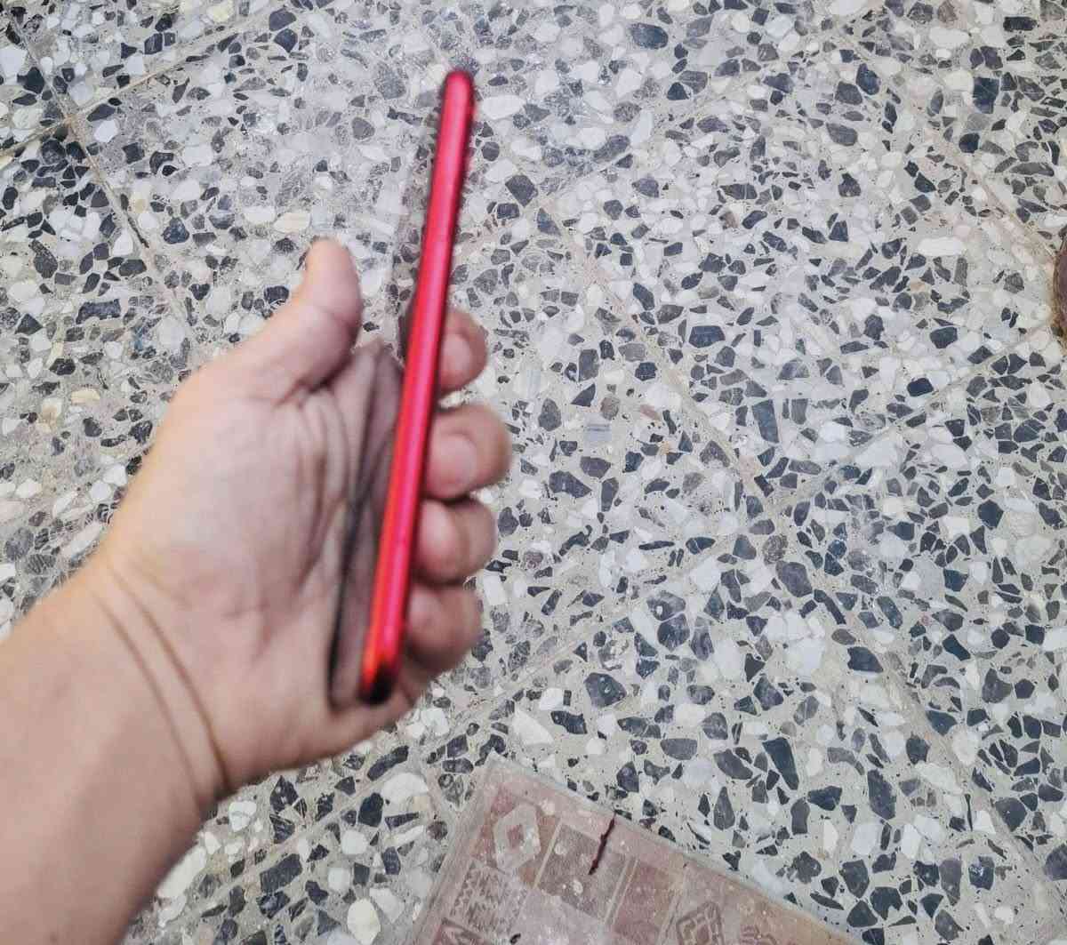 آيفون 11عادي
ذاكره128 جهاز وتر مامفتوح بطاريه ابلاديه 72 جهاز كله ابلادي مامفتوح وتر دبل شريحه 
   
 كله شغال
كامرات  ✅اتصال ✅سيمكرت ✅وأي فأي
سيمكرت اتصال فرمته كله شغال 
يرهم بيع او مراوس سعر 240 مجال كلش بسيط مكاني مدينه الصدر ماعندي توصيل ***********
