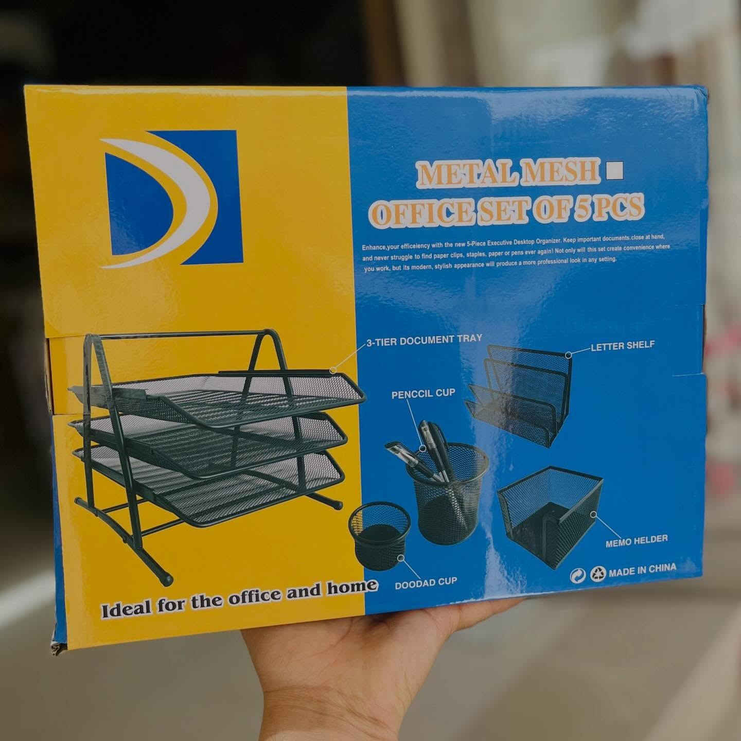 منظمة مكتبيّة حديد ( سيت مكتب)🗒️🖊️🗃️
سعر السيت 26,000 الف 💵
السوق الذكي | Smart Market
📦 كل اللي تحتاجه تحت سقف واحد!
⚡ أجهزة كهربائية | قرطاسية | ألعاب | هدايا | فنون وأعمال يدوية
🛒 جملة ومفرد - جودة وأسعار تناسب الجميع
🚚 توصيل لكافة محافظات
الفيس بوك: السوق الذكي
الإنستجرام: alsouq_althaki
واتساب :***********
(توصيل لجميع محافظات العراق)
للاستفسار ارسل رسالة للصفحة💌
#هدايا #قرطاسية #مكتبة #العاب_أطفال العاب_ذكاء جورنال_أفكار كتب
