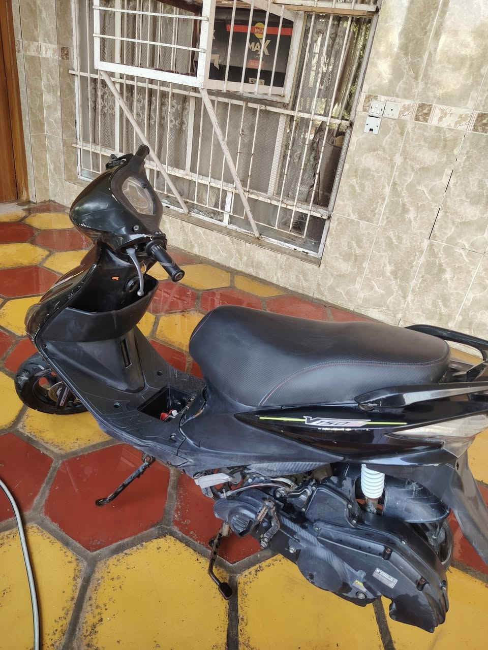 دراجة للبيع
الدراجه نضيفه تحتاج الى تجفيت محرك
السعر 300
للتواصل الاتصال على الرقم
***********
