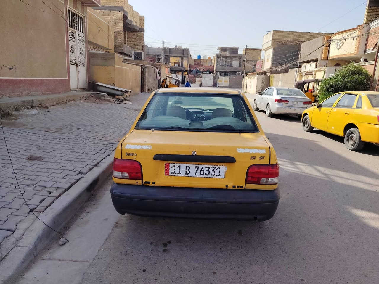 السلام عليكم ورحمة الله سايبه مديل ١٢ سياره خير من الله مكينه وكير صدر امامي وخلفي جديد صار سبوعين من مسويه كله اصلي شواصي طاكه ومعمره سياره تجفيت جديد سياره مال خبزه  رقم بغداد دولي بسمي توحيل مباشر سعر ٢٦ وبيهه مجال مكاني بغداد الحسينية مال رشديه رقم الهاتف ***********
