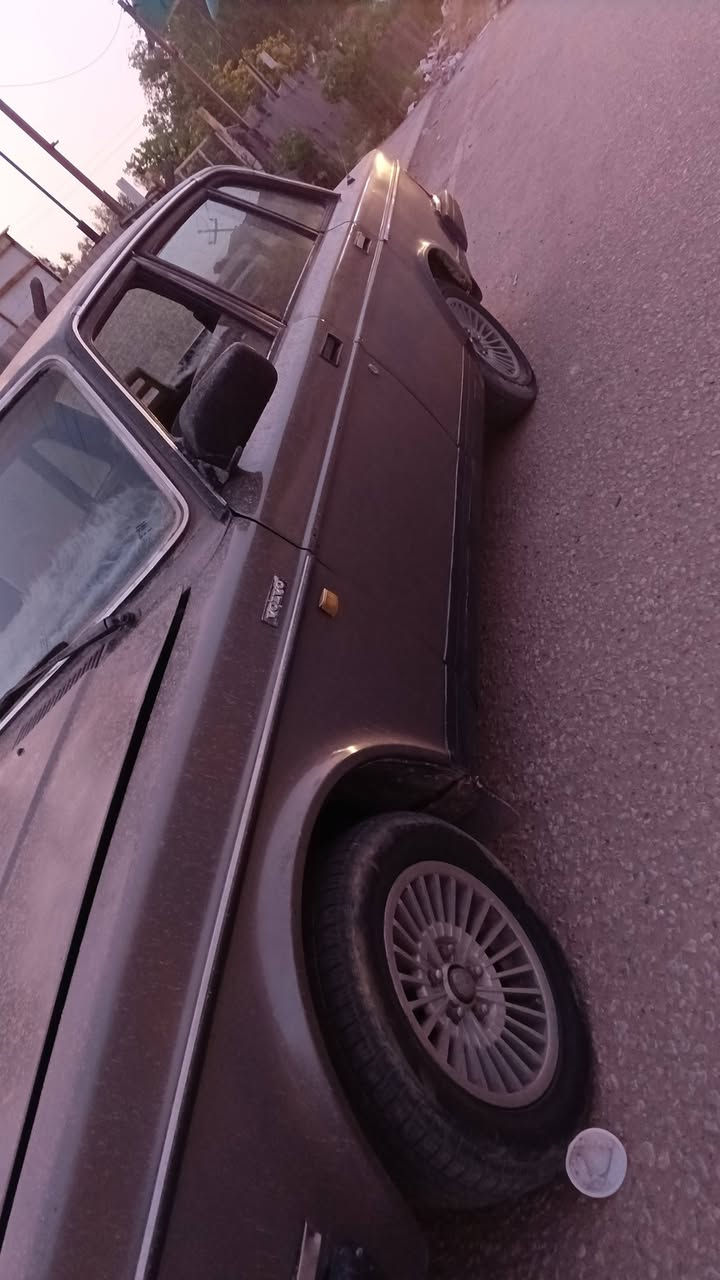 سلام عليكم  فـالـفو للبيع ✅
مواصفات  ✅
جام كهربائي ✅
كير اوتماتيك مكينه بلاديه كابريته ✅
غرفتهه جديده ✅
رقم انكليزي نجف مداور ثاني يوم ✅
سياره كلهه بلاديه لا ضربه ولا كص ✅
السعر 37وبيهه مجال قليل ✅
مكاني النجف الاشرف 
الاستفسار ***********
