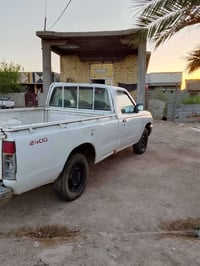 نيسان • موديل ٢٠٠٢ • رقم نجف