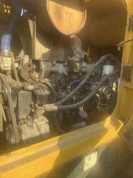 السلام عليكم للبيع  80زت اي مديل 2002 رقم بغداد انكليزي ***********
