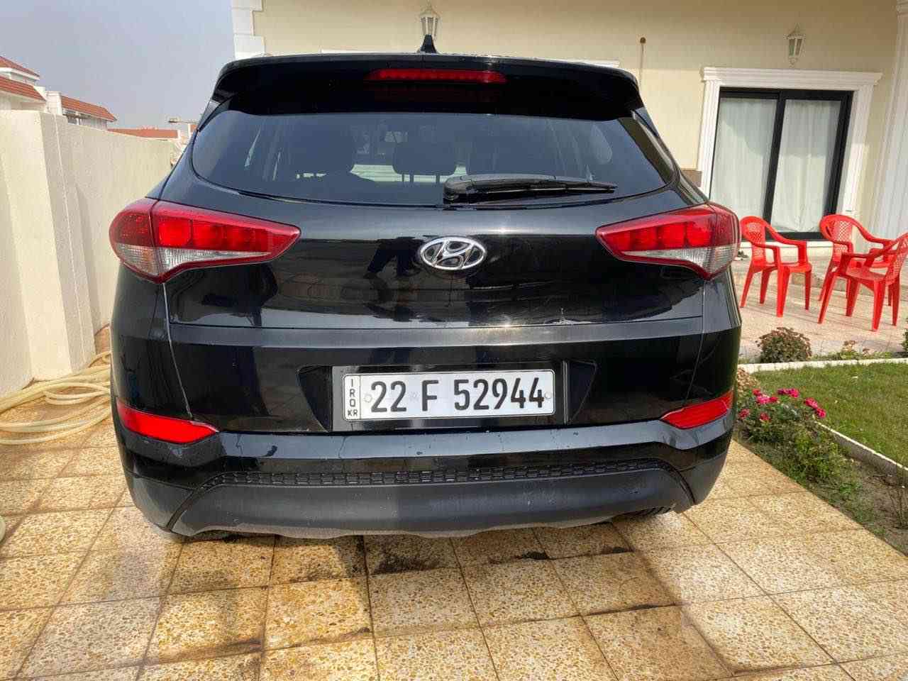 Tucson 2018 
زۆر پاک و جوان و ماڵی دۆستە 
ڕەسمی لێدرانەکەیم داناوە هەر ئەوەندەی هەیە 
بێ ژۆرێ بێ ئێرباگ 
هیجی تری نیە 
بەناو کردن و تەحویل بەشەرت
نرخی ١٦٠$ وەرەقە و محامەلە
هەولێر 
*********** أربيل, العراق
