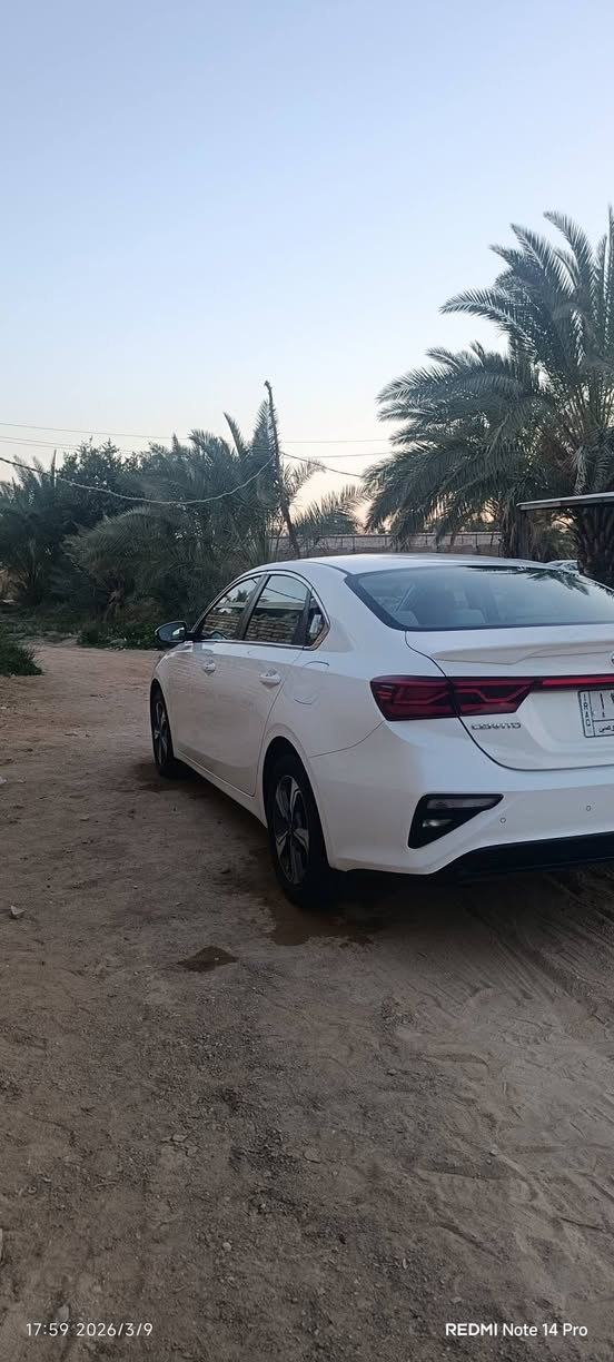 سلام عليكم
للبيع كيا سيراتو 2019 
فول مواصفات 1 ع 1 
عده فتحه مكفوله كفاله عامه من كلشي 
المواصفات لدات اماميه خلفيه حساسات اماميه خلفيه 
تشغيل عن بعد مرايات شفط  جنطه ذكيه بصمه تشغيل بصمه ابواب لون صدفي  درايف مود ثلاث وضعيات قياده وبعد بيعه مواصفات  ماشيه 150 الف    رقمه مثنى بسمي تحويل ثاني يوم 
السعر 159 وبيه مجال قليل  العنوان السماوه الرميثه للستفسار تصل ع الرقم ***********
