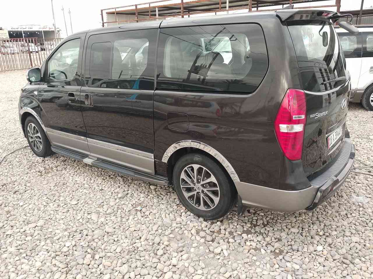 السلام عليكم ستاركس 2018 الوجه الجديد بي اي بي داخل سورنته اللون كرزي *********** واستاب
