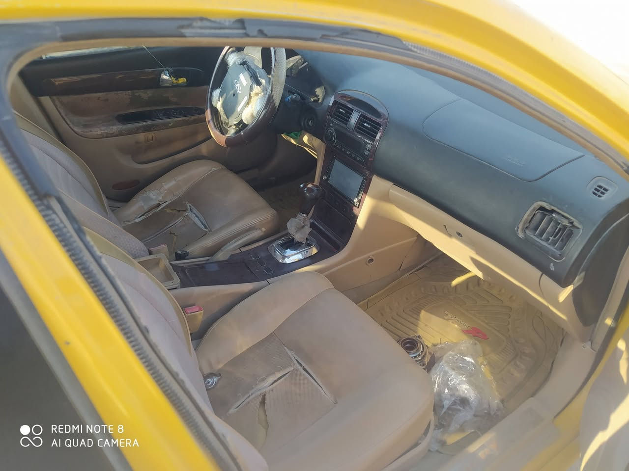 شيري استرا 2012 رقم بغداد سنوي 28  مكينه وكيره كورلا محور  سياره عوزه بس كهربايات بصيط مكاني نجف  سعره 23وبيه مجاله بسيط كلش  ***********
