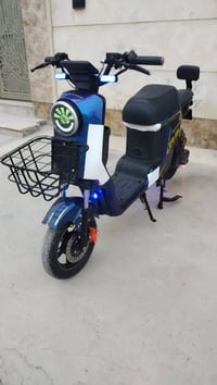 دراجه شحن نوع R9  موديل 2025 الحديث لون مميز 7 الوان  5 بطاريات كبار ا...