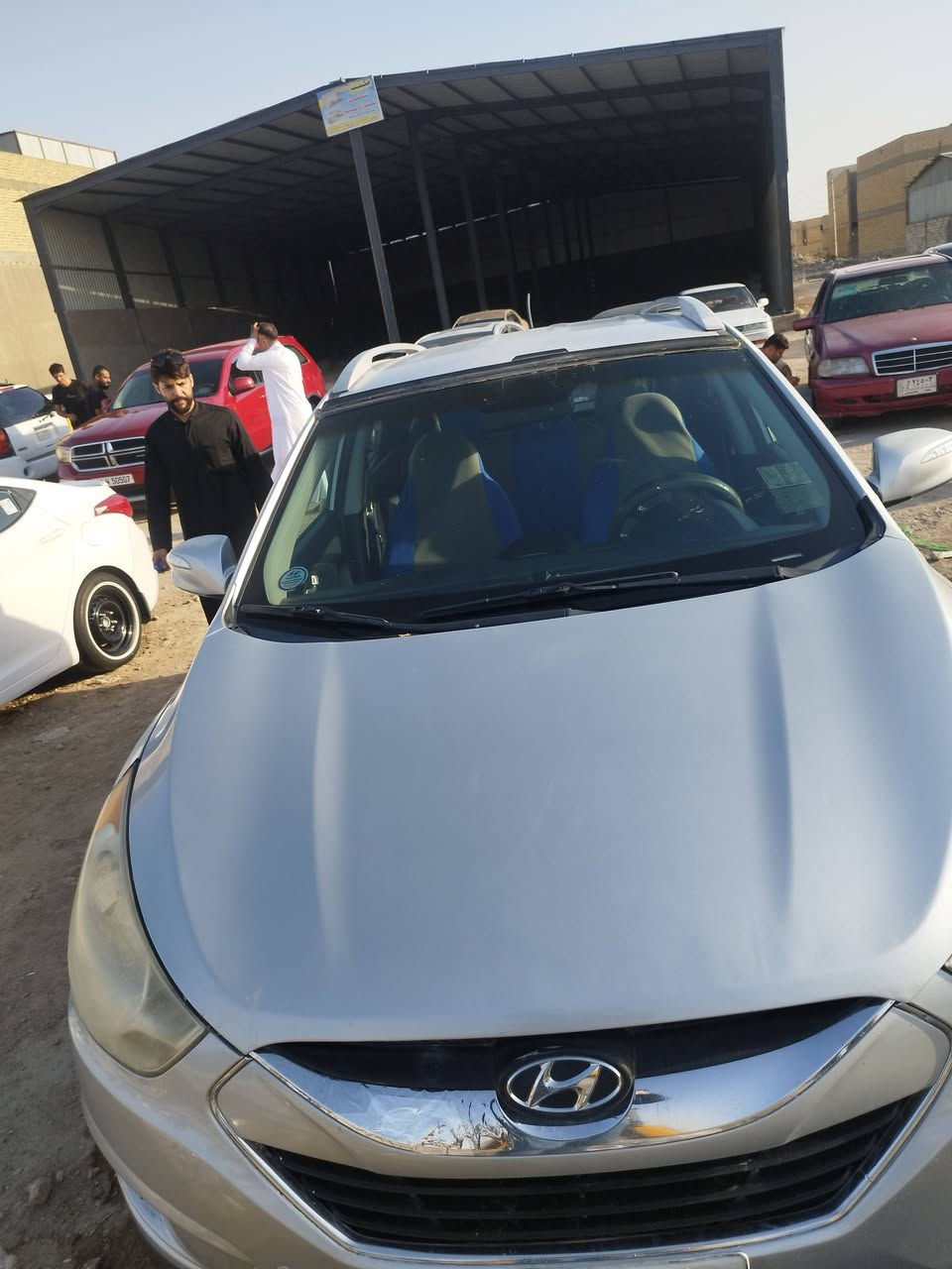 توسان 2013بس بنيد مبدل جاهزة من جميع النواحي 135وبيها مجال رقم الهاتف *********** مكان ذي قار
