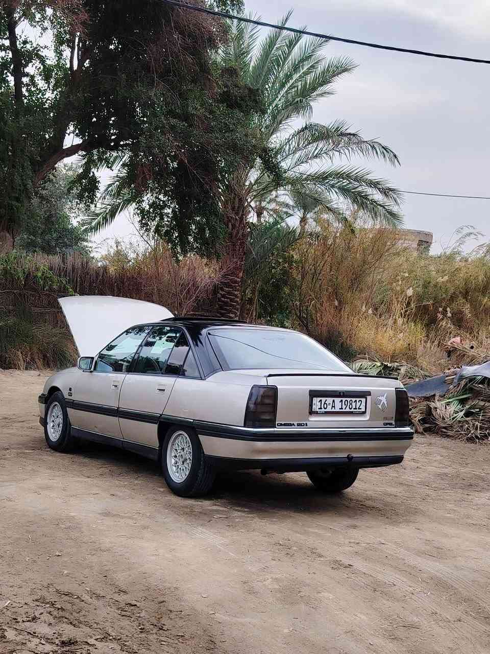 اوبل اوميكا للبيع موديل 93 محرك وكير مكفولات كير اوتماتيك تبريد شغال سنويه لل 30 بسمي السياره بلاديه لا صبغ  ولاخياس كهربائيات كله شغال فول موصفات دواخل جديده حيل بلاديه
سعر 55 وبيه مجال الشراي مكان بابل قضاء القاسم
(***********)
