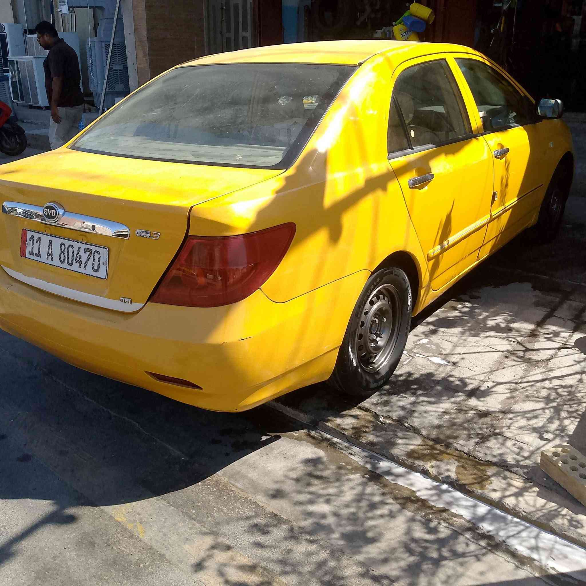 البيع بيوايدي موديل 11بسمي كيرمكينه صدر كامله بيه مكانات صبغ تخم تايرصبغ حراري الويل كيرعادي مكاني بغدادحي وار رقم الهاتف ***********سعر46وبيه مجال
