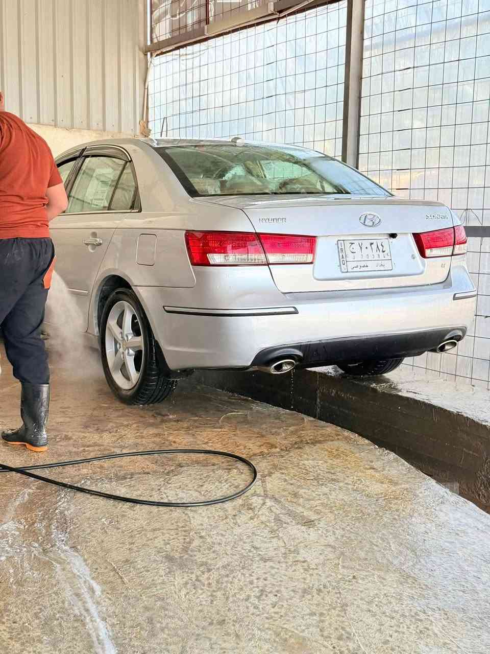 السلام عليكم سوناتا 2008 كفاله عامه
 محرك ما مفتوح برغي بي 
السياره جانت مضمومه وسونار واضح كدامكم من عده البنيد مفتوح بس لا مصبوغ ولا مبدل بي شي وجاملغ صوب السايق مفتوح ومصبوغ عل بلادي
موصفات السياره
وراد أمريكي.🇺🇸
محرك السياره ٦. سلندر ٣٣٠٠
كشن السايق كهربائي
فتحه قماره
نضام TPMS. اذا نزل التايرات يشتغل عندك ب الدشبول نضام Esc.توازن السياره عنده السرعه تبريد السياره ثلج عل وضع شركه
حداديه جديده ستوني مسويله آدامه كامله لسياره تايرات جداد ويل حجم ١٧.
رقم السياره بغداد سنويه تنتهي 2028
باتري السياره جديد السياره فول فول موصفات من عده البصمه مكان السياره نجف الاشرف 
السعر 115. وبيه مجال لطيبين اذا ما عجبك السعر اعكب المنشور اذا علقت تعلق مو حلو يدل عله تربيتك 
***********
