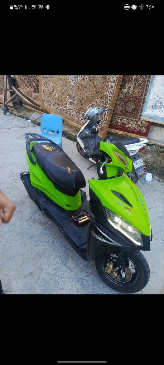 دراجه سكنس جامبو مكينه ياباني دراجه ل شخاطه عاطله دراجه شغاله  ابيع كوم حديد 150 قفل قفل مكان حي الامامين شراي يتصل ***********
