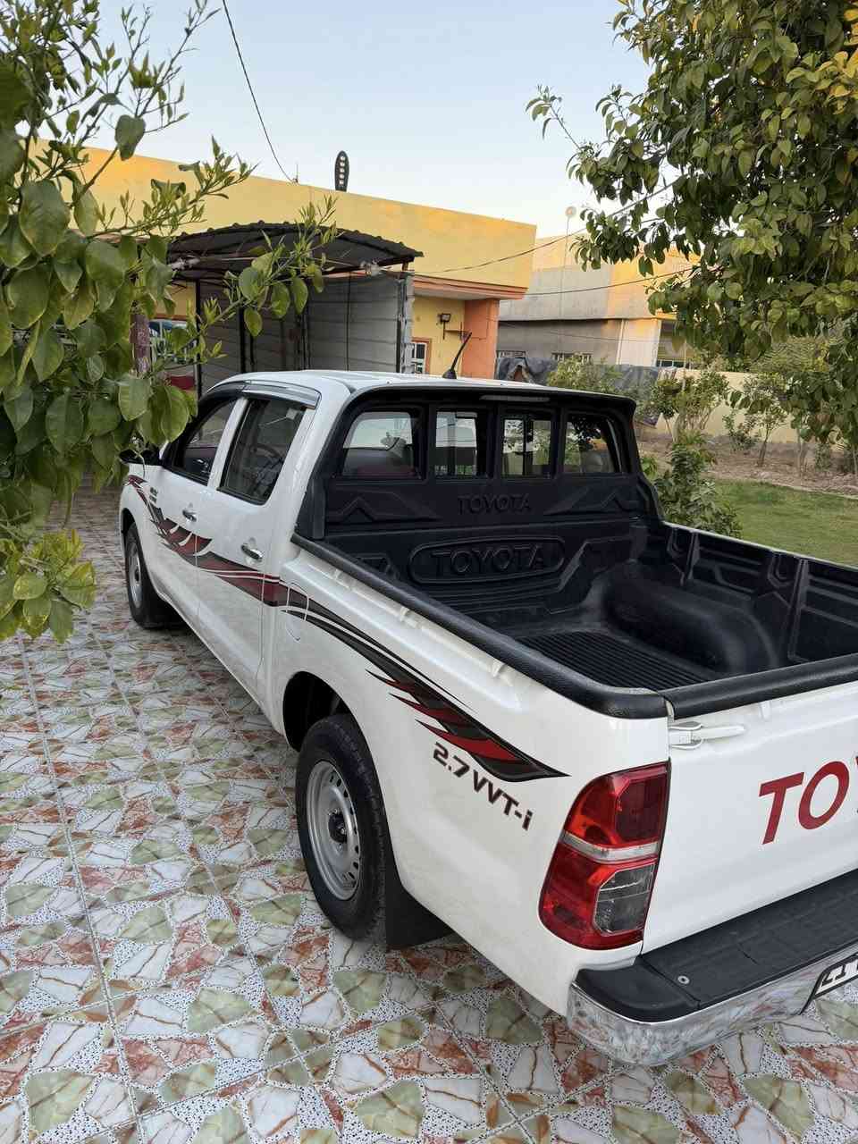 السلام عليكم
للبيع موديل ٣٠١٤ 

شاصي ١٢كير عادي 

مكفوله من صبغ ولبارد 

سياره جديده مبعنى الكلمه 

ماشبه ١٥٠حقيقي

رقم سليمانيه باسمي 

هزه وسنويه جدد 

مكان السياره ديالى بعقوبه 

***********
