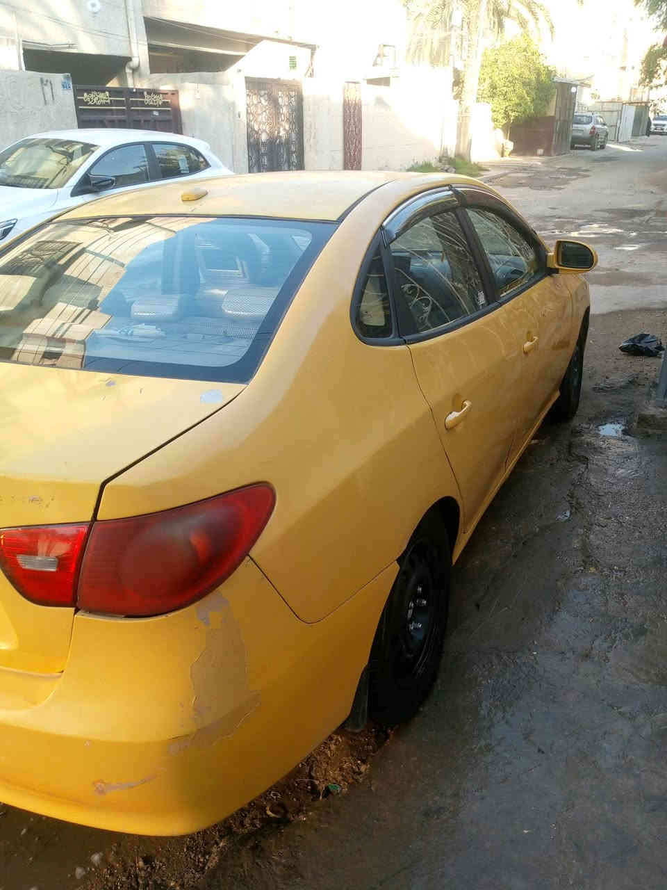 النترا 2008 مقدس وراد أمريكي مكاينه وكير جديد وتبريد شغل وسياره جاهز من كل شيءهزه جديد وهييا جديد والسعر93 وبيه مجال الرقم لاستفسار*********** رقم بغداد انكليزي مكان بغداد الدولعي الخطيب ط
