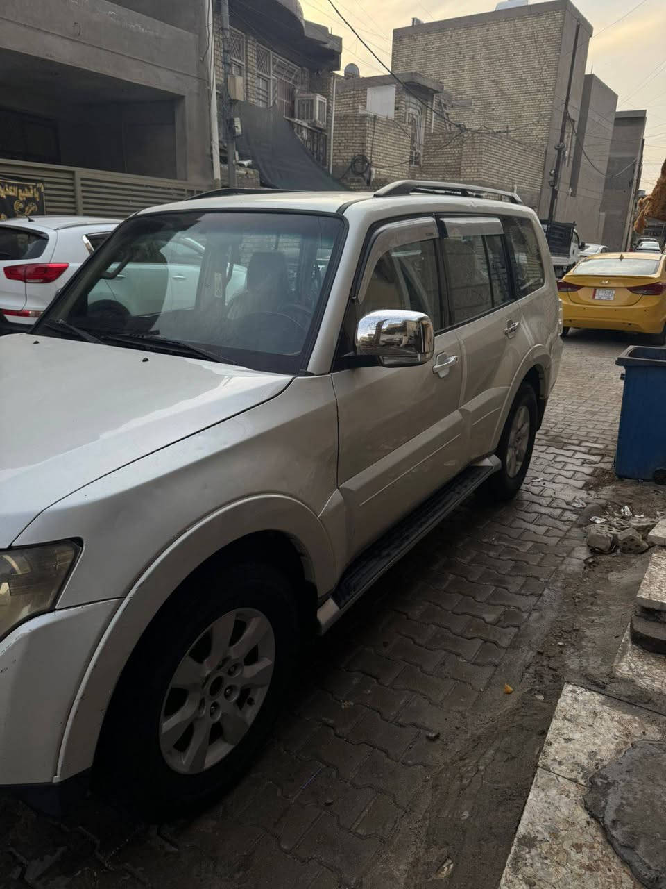 سلام عليكم بيع مستعجل باجيرو حبتور للبيع سياره مكفوله من صبغ وتبديل بسمي رقم بغداد مكينه خير من الله حداديه صدر خير من الله تبريد منقص غاز تخم تاير سياره سونار مرفق ب منشور السعر 105 وبيهه مجال مكاني بغداد رقم الهاتف 
***********
