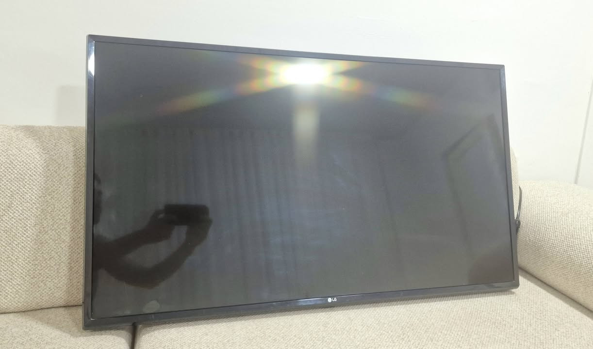 LG 42 نرخی 110 هەزار تیڤی
سمارتە بەڵام وایفاکەی لە کار کەوتووە


**إذا كنت صاحب هذا الإعلان وتريد حذفه لأي سبب، رجاءا أرسل رسالة إلى الدعم الفني**