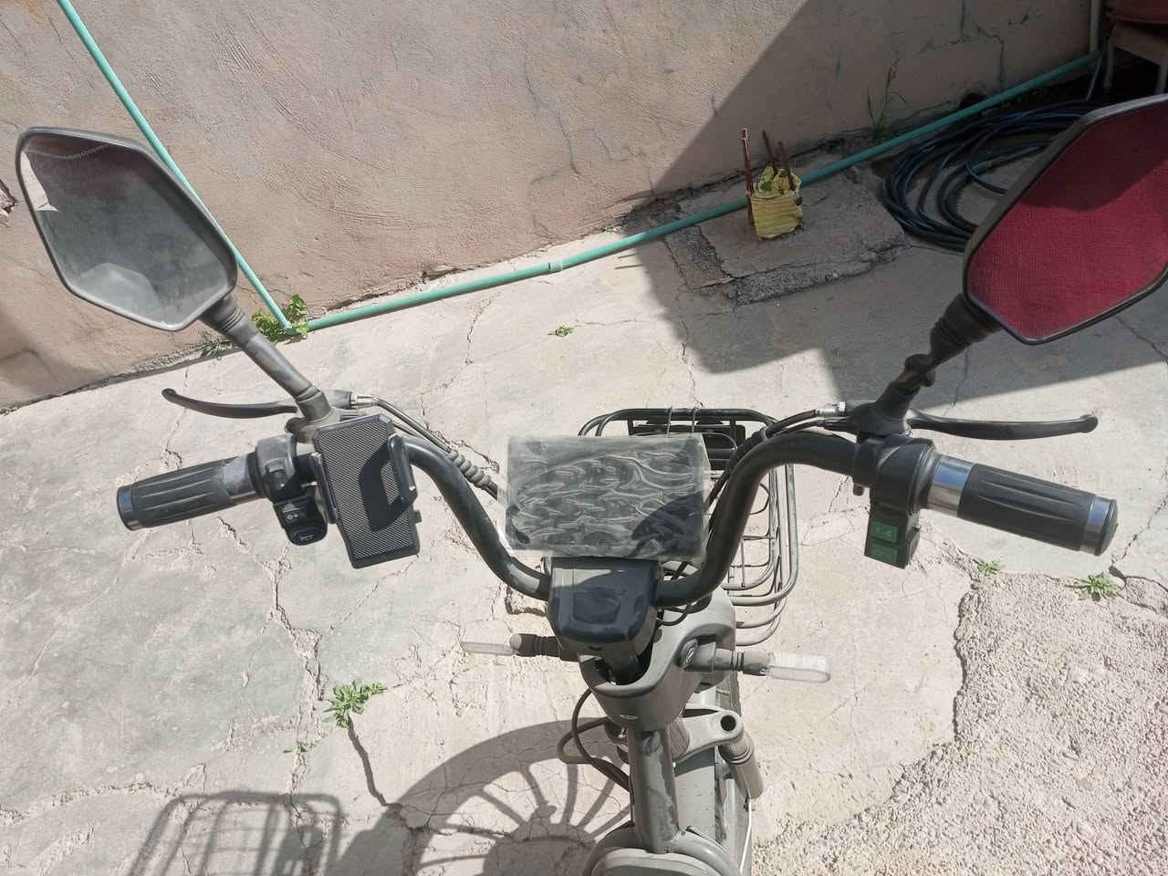 السلام عليكم ورحمه الله وبركاته بايسكل شحن للبيع موديل 24 مستعمل شي كلش قليل جداً حجم 20 يحتاج فقط بطاريات السعر 350


**إذا كنت صاحب هذا الإعلان وتريد حذفه لأي سبب، رجاءا أرسل رسالة إلى الدعم الفني**