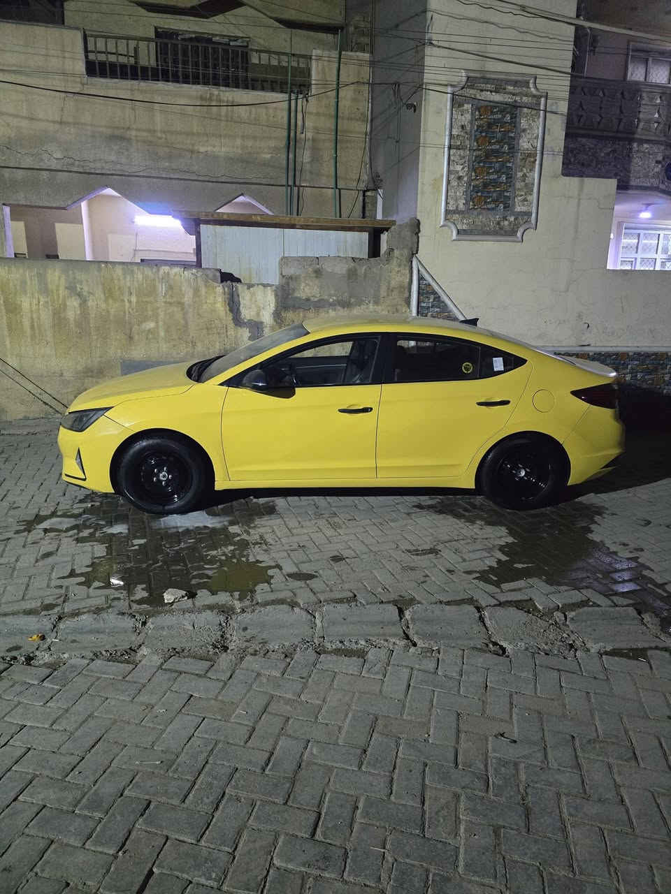 السلام عليكم النتره افانتي محرك ١٦٠٠ فول مواصفات ٢٠١٩ بصمه تشغيل ابواب صندك داخل جلد تدفى كشنات كير ايتي رقم انكليزي بغداد السعر 123 وبيه مجال الاتصال ***********
