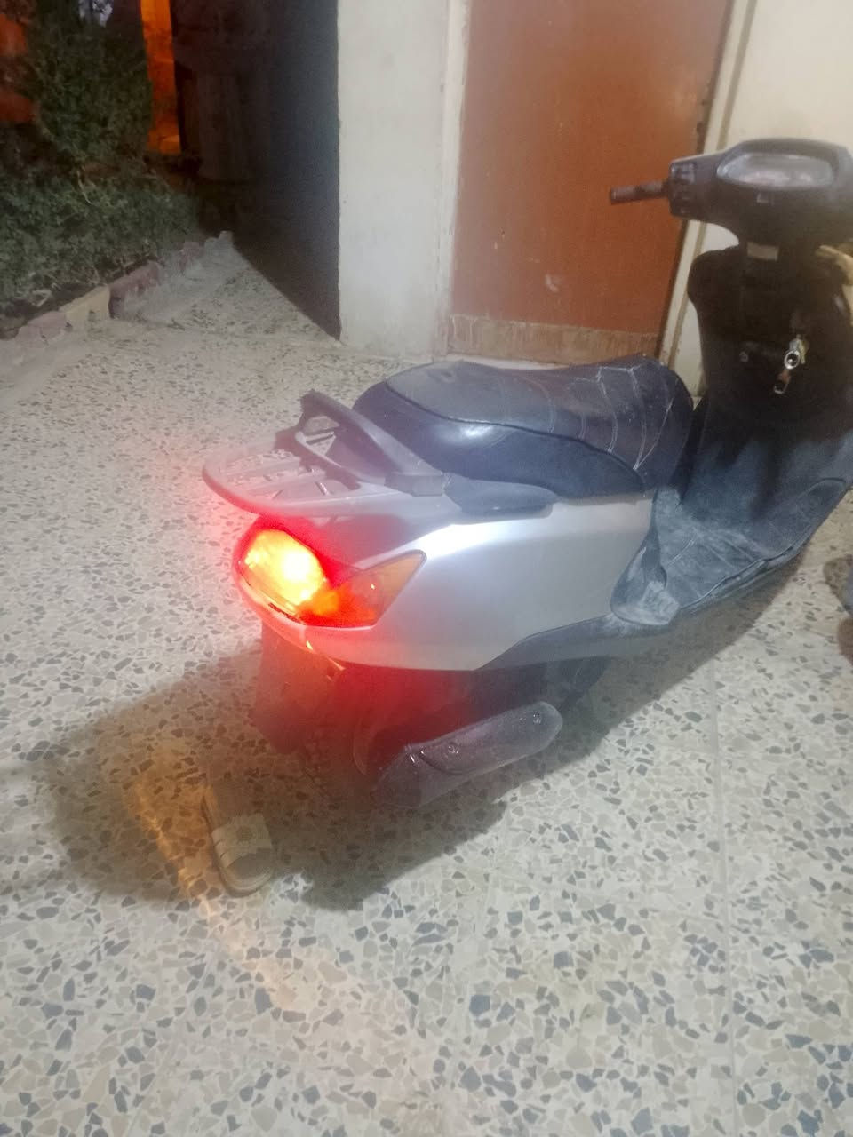 ماليزي تجفيت صار يومين سلف هندر شغال السعر  2500 // ***********
