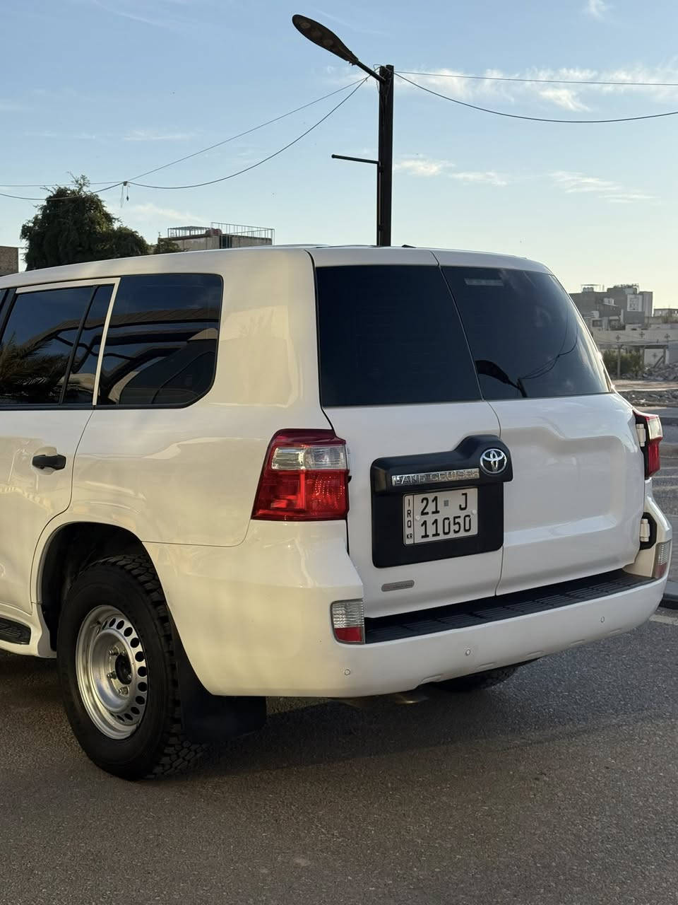 اللهم صلي على محمد وآل محمد 🧿
للبيع لاندكروز 2013 قطري كير عادي
سياره جديده بمعنى الكلمة مكفوله كفالة عامه من صبغ  وتبديل برغي ما مفتوح بسياره وسياره احلا من صور بوضع شركه  سياره عليه تضليل اصلي الماني بسنويه مضلل دافع رسوم تضليل
مكينه 6 سلندر  رقم سليمانيه دولي هزه وسنويه جديده تريد تحويل او وكاله بالخدمه سياره مابيه اي نقص وكله ع بلاد سيدي جنجر 6 اقراص
تخم تاير جديد دلوب تبريد ثلج حداديه جديده متصرف عليه دينار
سبير شركه بعده بالخطه مانازل جنايه يعرفون قيمتها شراي يتصل ويشلع عيوني 
مكاني نجف شارع روان 
للاستفسار اتصل ع رقم ***********☎️
