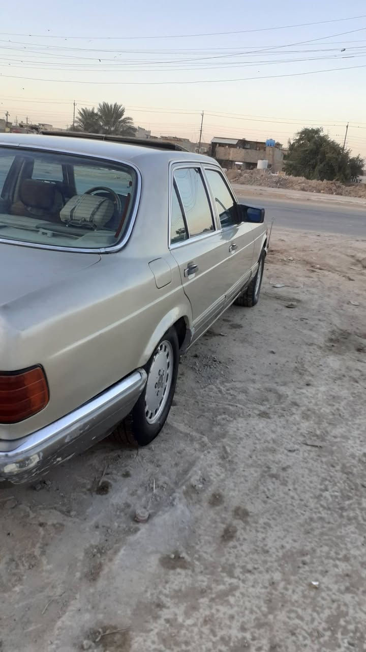 مارسدس 300 موديل 1988 محرك ياباني محور رقم بغداد انكليزي بأسمي قواعد الدبل مابيهن شي السياره مصبوغه عام بدون ضربه السعر45》وبيها مجال مكاني بغداد نهروان *********** خاص ماجاوب اسف اتصل وتدلل
