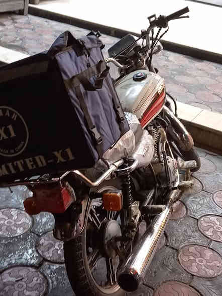 السلام عليكم شباب دراجة موديل 20 كايمة ابيعلك كوم حديد تجي تاخذهة من بيتي وتروح قيم بلي يرضي الله وبلعافية عليك ***********
