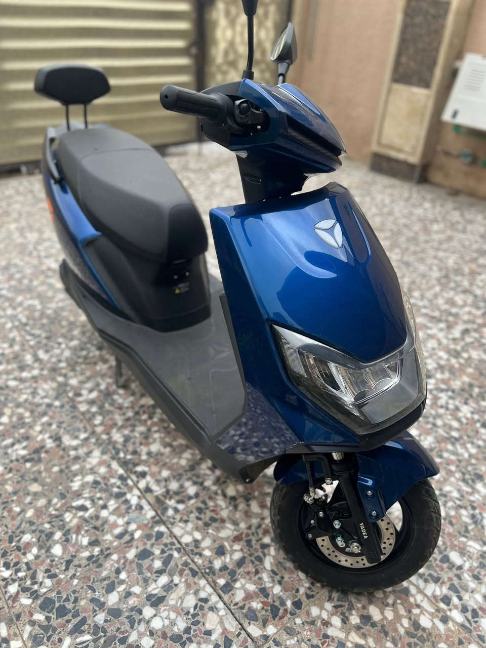 🌟 دراجة كهربائية من شركة yadea العالمية / نوع RN :-
🔺السرعة : 50 كم/ساعة .
🔺نظام الشحن التلقائي .
🔺قدره الملف : 1200 واط .
🔺عدد البطاريات : 6 
🔺حجم البطارية : 23 أمبير/ 72 ڤولت .
🔺نوع البطارية : گرافين .
🔺حجم الويل : 10 انج امامي/خلفي.
🔺المسافة المقطوعة للشحنة الواحده : 45-55كم .
💰السعر :- 850 الف .
📬الموقع : بغداد/زيونة .


**إذا كنت صاحب هذا الإعلان وتريد حذفه لأي سبب، رجاءا أرسل رسالة إلى الدعم الفني**