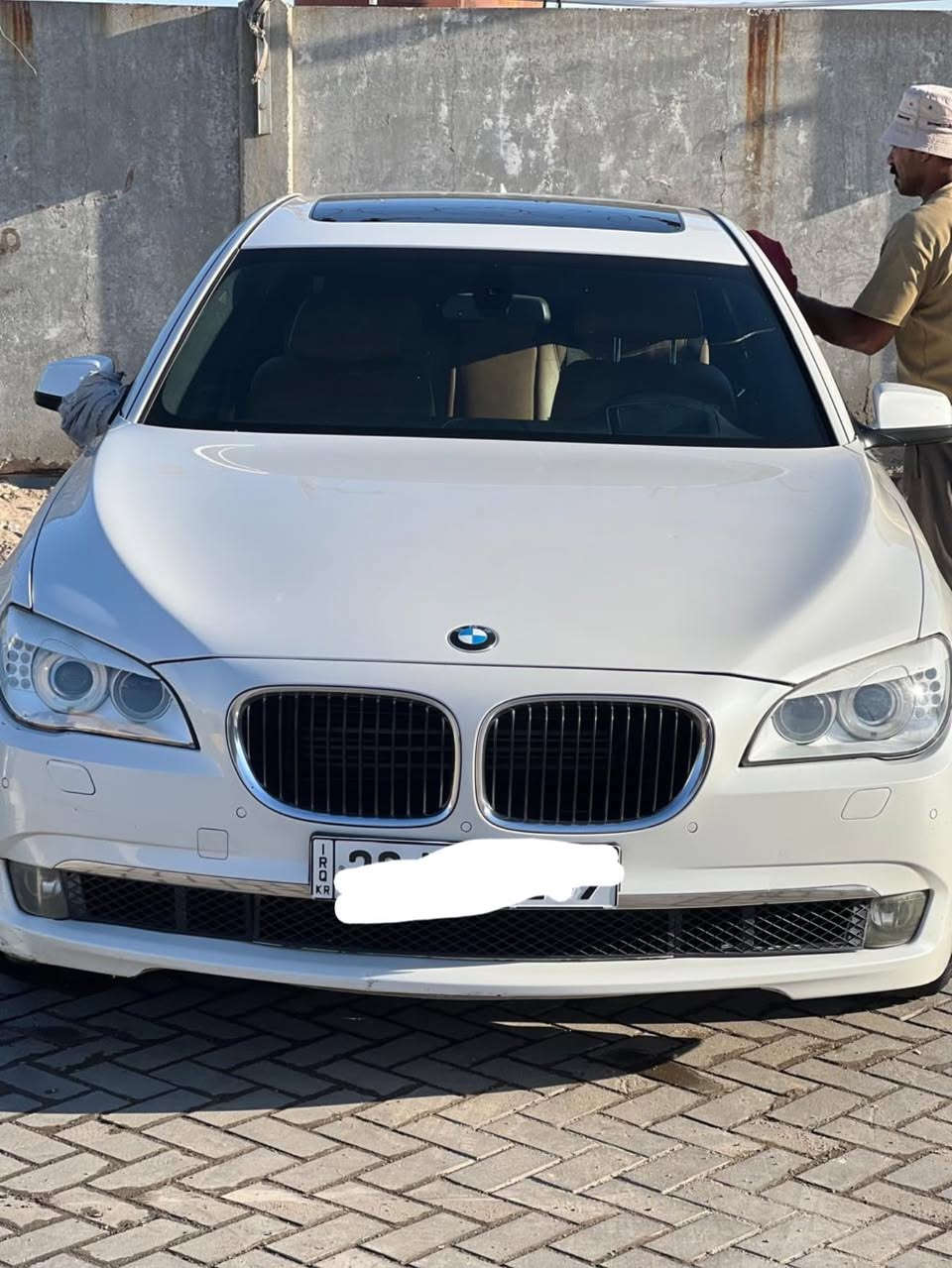 السلام عليكم بي ام ٢٠١٤ادوات ادوات كفاله كص وحادث وكلشي سياره جديده. طك كارتون   فول مواصفات  سعرها ٨٨ وبيها مجال قليل  رقم تليفون *********** رقم راعيها
