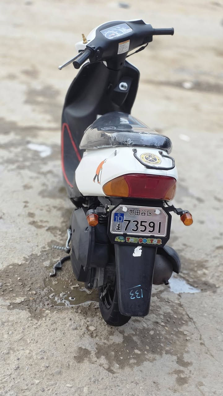 لبيع سعر ٥٥٠ وبيه مجال دراجه جديده حيل ***********
