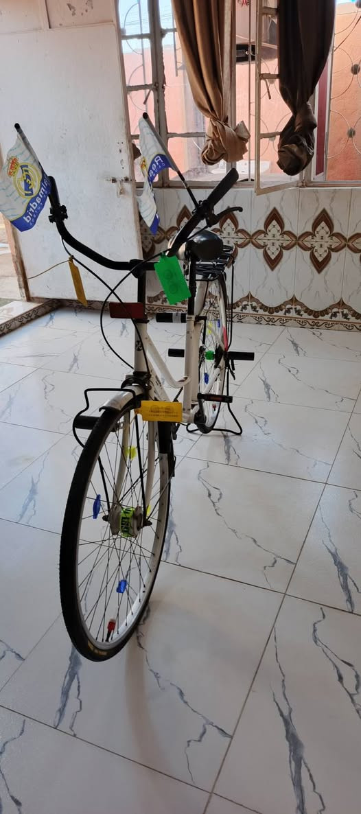 باسكل للببع حجم٢٧ نضافه ٩٠% سعر ٧٥ وبي مجال رقم ***********
