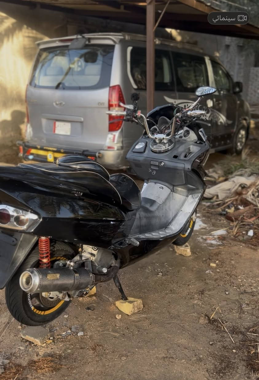 سلام عليكم فورزه 6/0 لون اسود بلادي  استيرن رياضي  دوسات نيكل
استاند حساس  
كهربايات كيجات كلهه شغاله 
مكينه اكلجات مكفوله طستهه ناعمه نكره باي وقت حماوه نص ثابته شلعه ومعدل فول 
 دراجه جاهزه بدون نقص سعر خاص ***********
