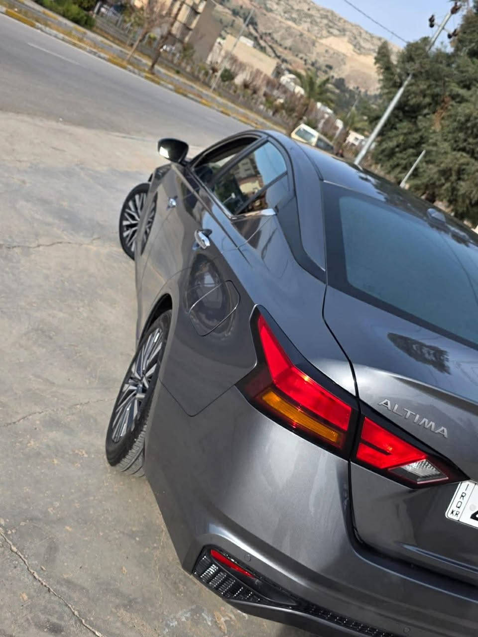 NISSAN ALTIMA 2024 SV

فقط جاملخ و بونیت سبخ
رادیترات  بیلادی 
بدون ايرباك
  ڕقم اربیل دولی 
محرك 2.5L(4V)
کلکم بشرت گیر محرک
موصفات SV
شغال
گیج الکترونی  
ویل کروم 
بصمة 
ابواب بصمة 
تشغيل من بعيد 
شاشة كبير 
صندوق شفت
لايتات LED بلادي 
كوشن كهربائي 
تحكم ستيرن 
تحديد سرعة 
تبريد مركزي 
رادار خلفي 
رادار امامي 
رادار جانبي
سعر 144مجال
[hidden information]
واتساب موجود
سیارەکی جاهزو نوێیە أربيل, العراق


**إذا كنت صاحب هذا الإعلان وتريد حذفه لأي سبب، رجاءا أرسل رسالة إلى الدعم الفني**